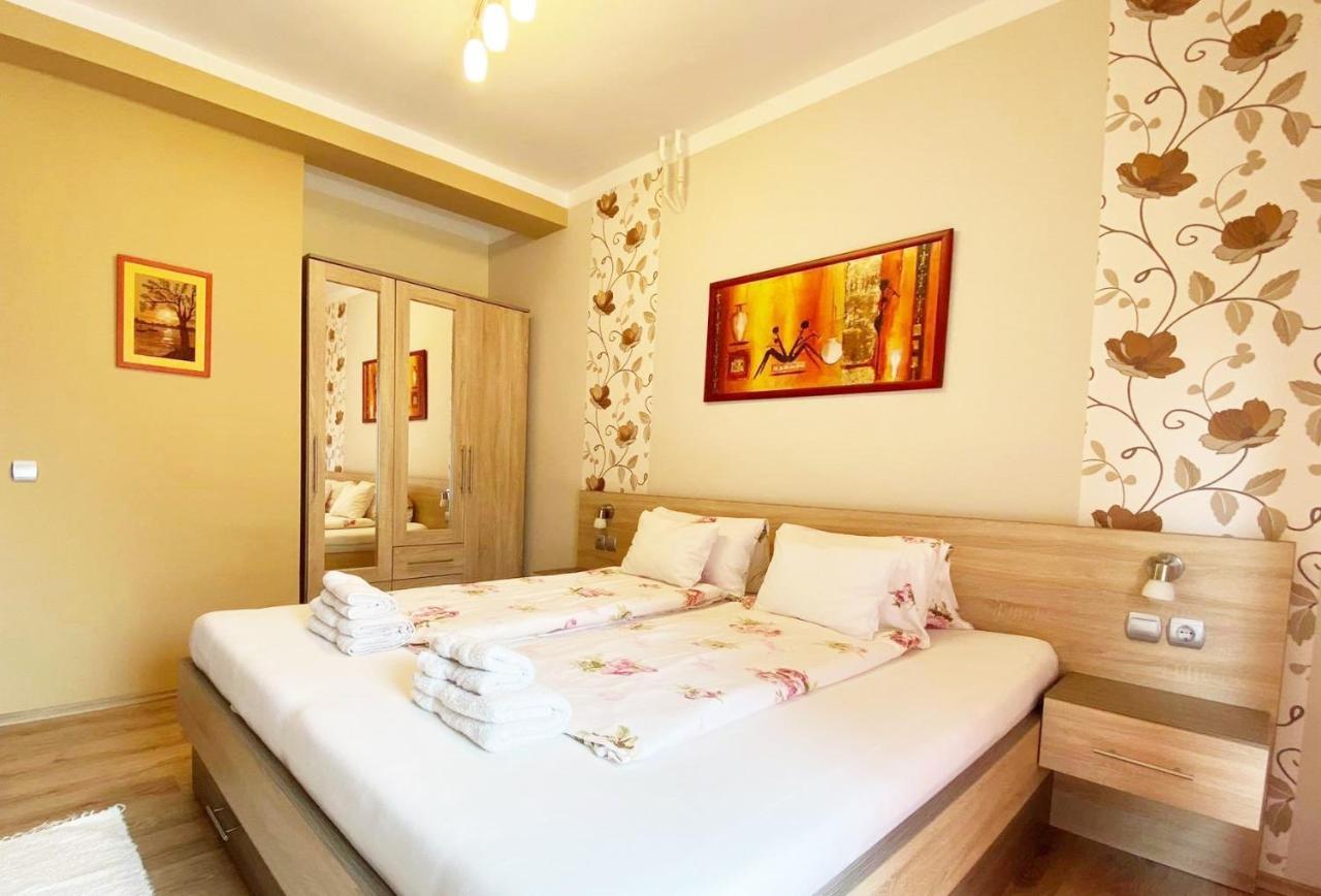Apartman Siesta Buek - Buekfuerdo Luaran gambar