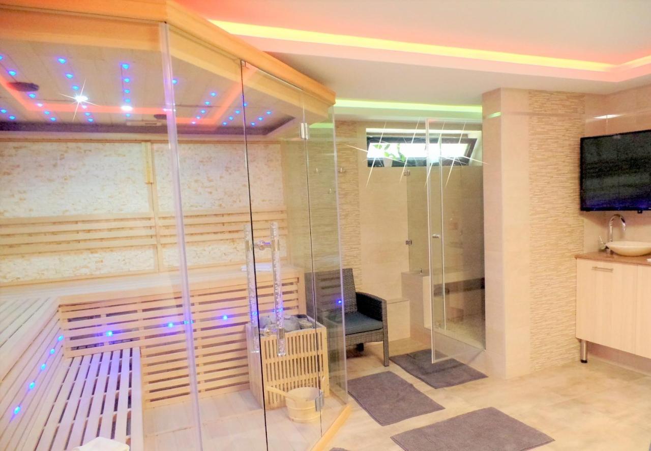 Apartman Siesta Buek - Buekfuerdo Luaran gambar