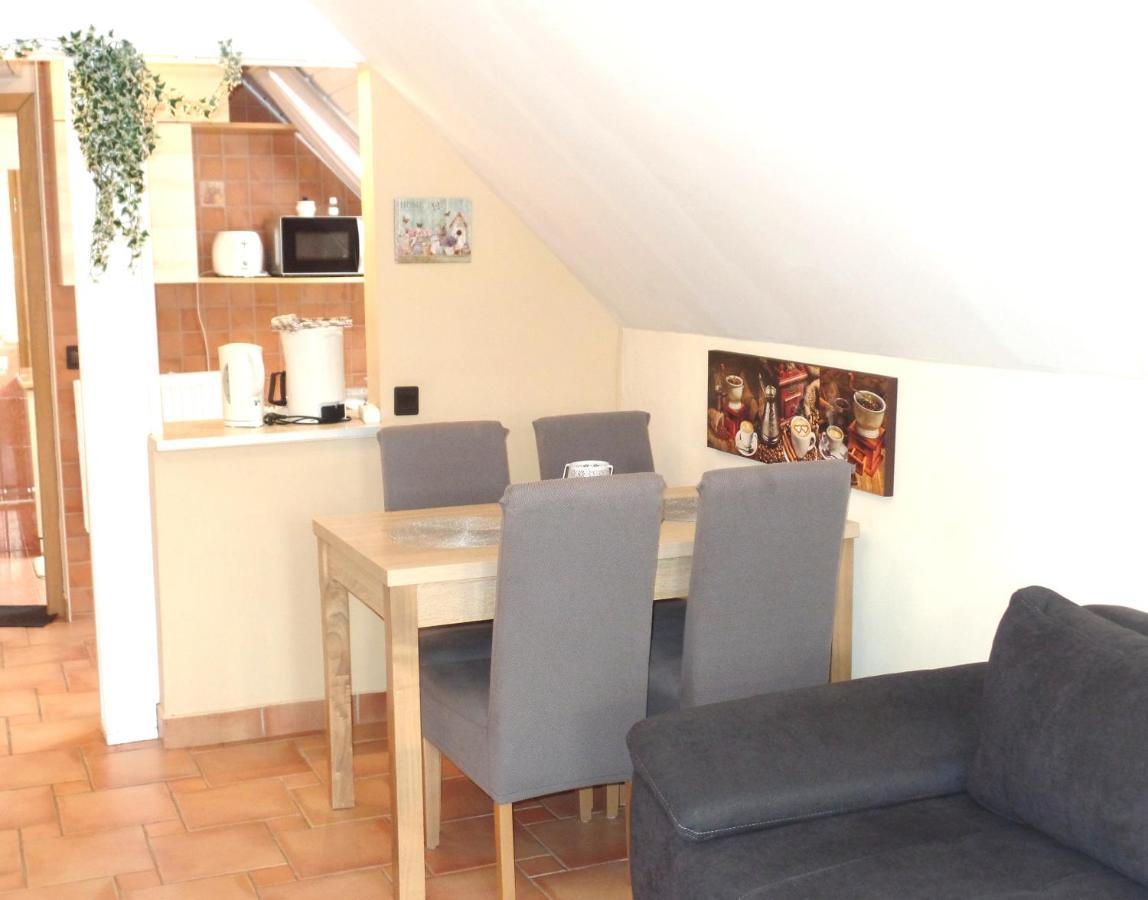 Apartman Siesta Buek - Buekfuerdo Luaran gambar
